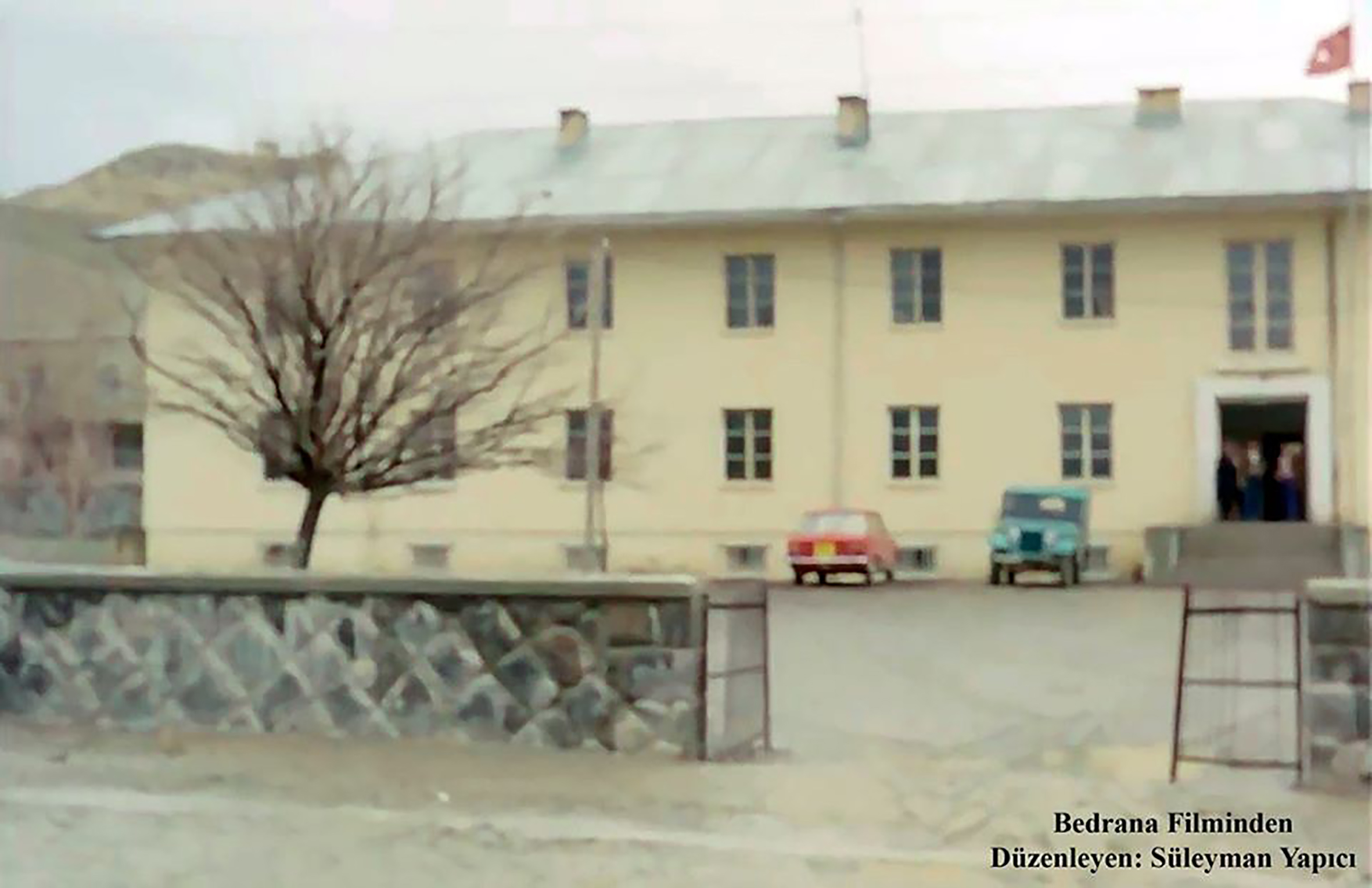 PALU - Palu H&uuml;kumet Kona?? - 1974 
Bedrana Film&ndash; D&uuml;zenleyen S&uuml;leyman Yap?c?