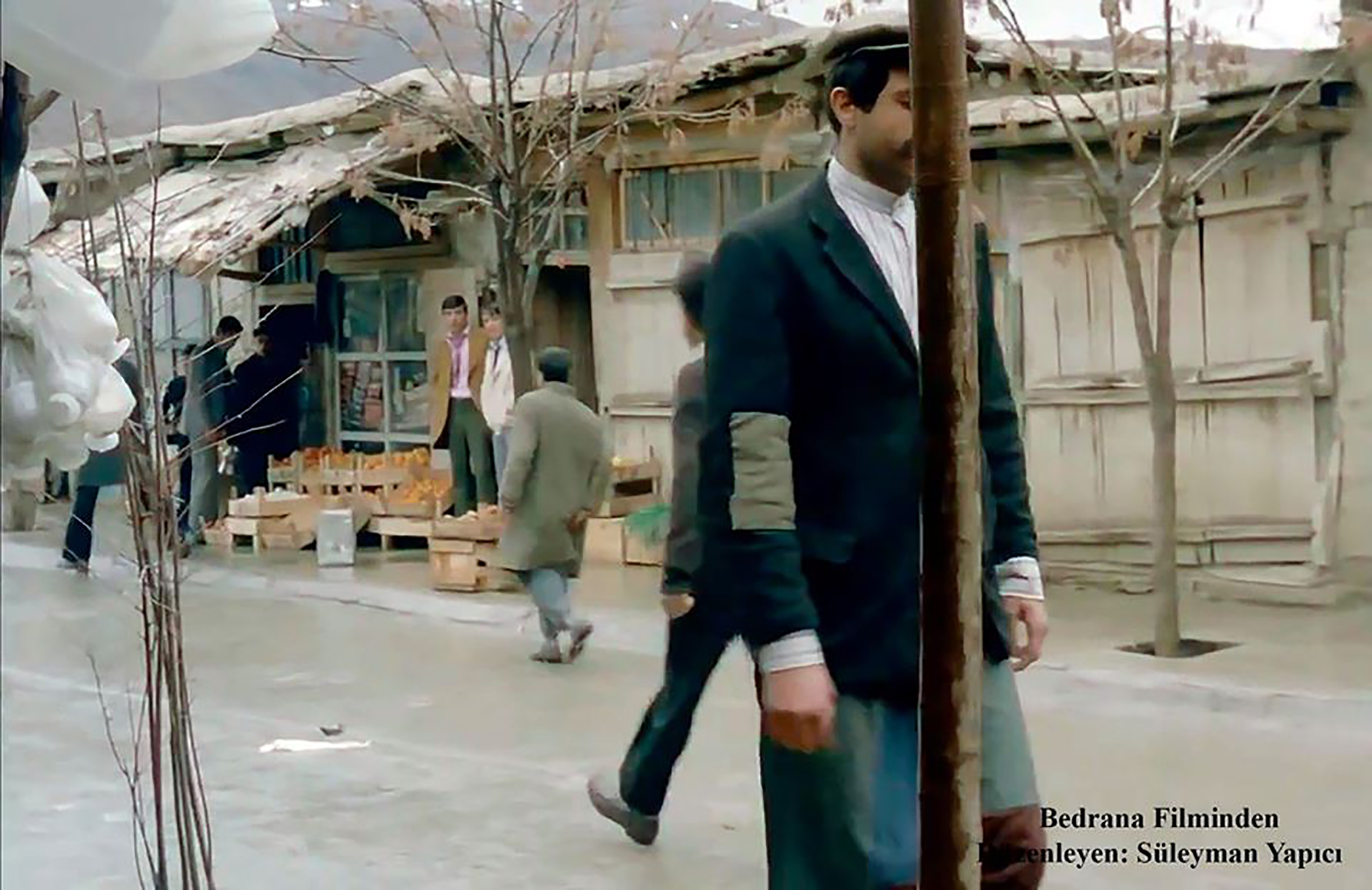 PALU - Palu &Ccedil;ar??s? 2. Cadde - 1974 
Bedrana Film&ndash; D&uuml;zenleyen S&uuml;leyman Yap?c?