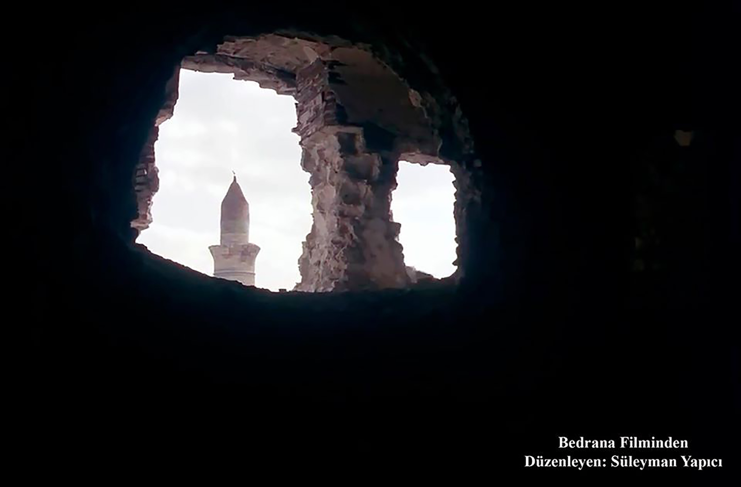 PALU - &Ccedil;ar??ba?? - Hamamdan K&uuml;&ccedil;&uuml;k Caminin Minaresi &ndash; 1974 
Bedrana Filmi - D&uuml;zenleyen S&uuml;leyman Yap?c?