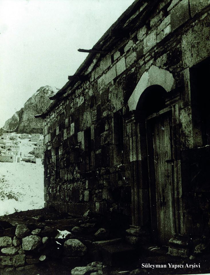 PALU - Zeve - Cemşidbey Camii'nden Kalepınarı Mahallesi - 1970'li yıllar
Süleyman Yapıcı Arşivi