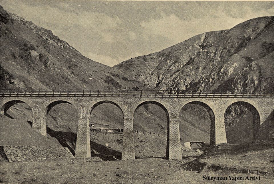 PALU - DDY Teke Deresi K&ouml;pr&uuml;s&uuml; - 1945'li Y?llar 
S&uuml;leyman Yap?c? Ar?ivi